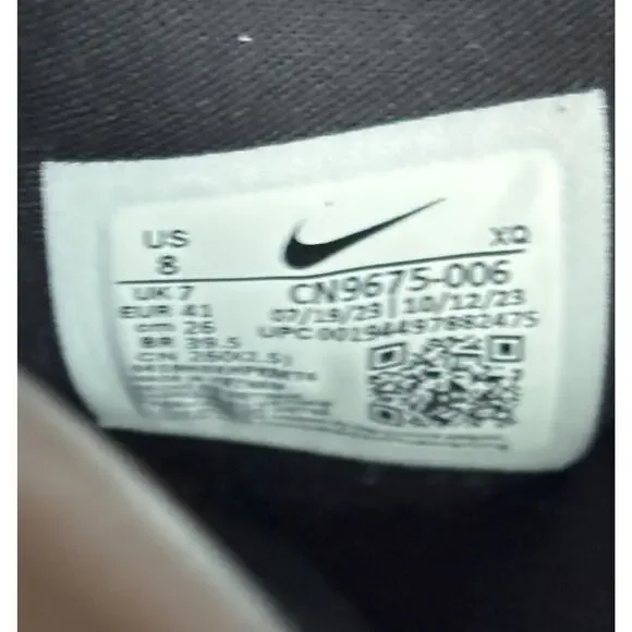 Nike VICTORI ONE Black/Metallic Gold CN9675-006 Comfort Sandals Mens Sz 8 - Picture 5 of 5